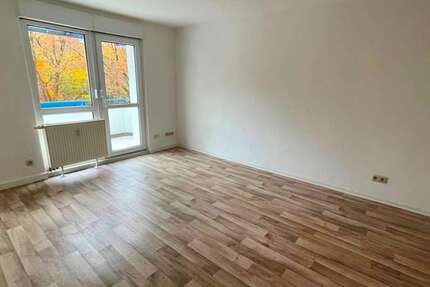 Wohnung Zella-Mehlis Mehlis - 2 Zimmer, 48 m&sup2;, 333&euro; | Angebot:25903537