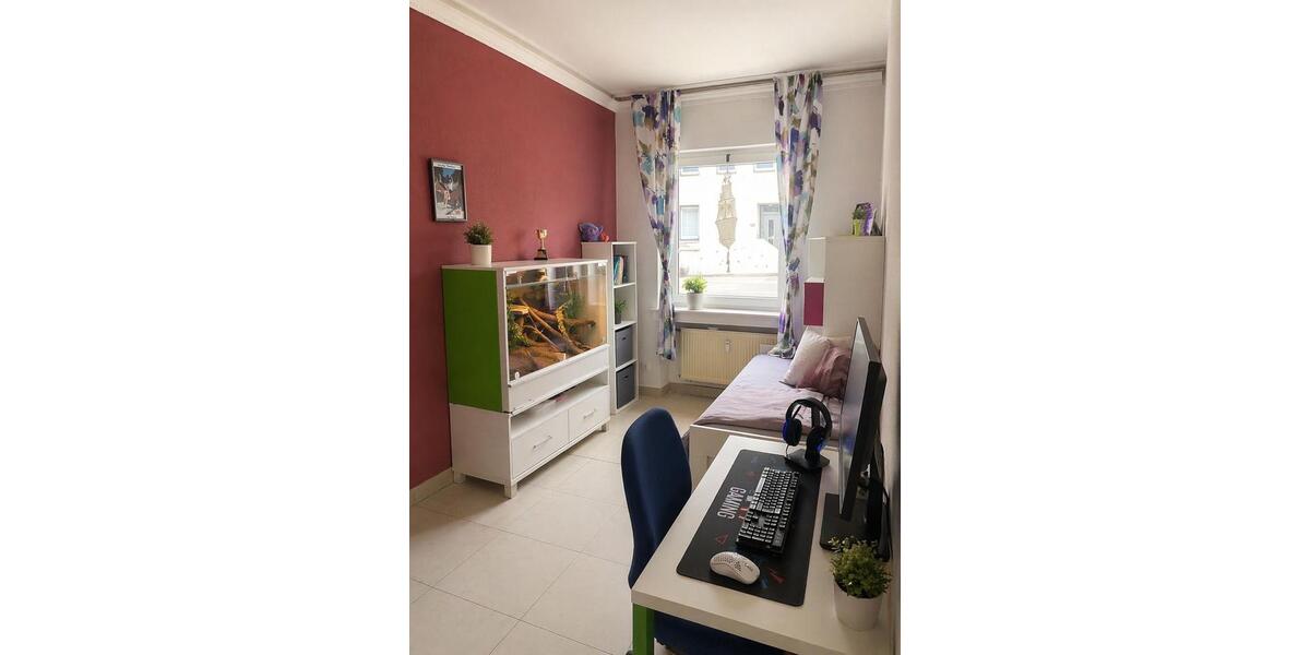 Erdgeschoßwohnung Düren - 4 Zimmer, 105 m&sup2;, 1.450&euro; | Angebot:26248854