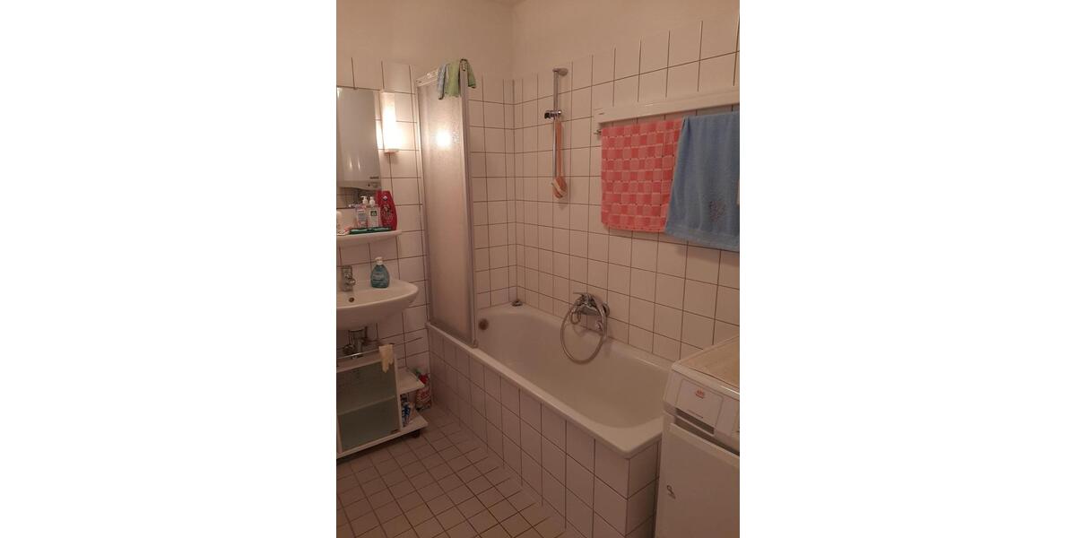 Etagenwohnung Pinnow - 3 Zimmer, 94 m&sup2;, 780&euro; | Angebot:24748476