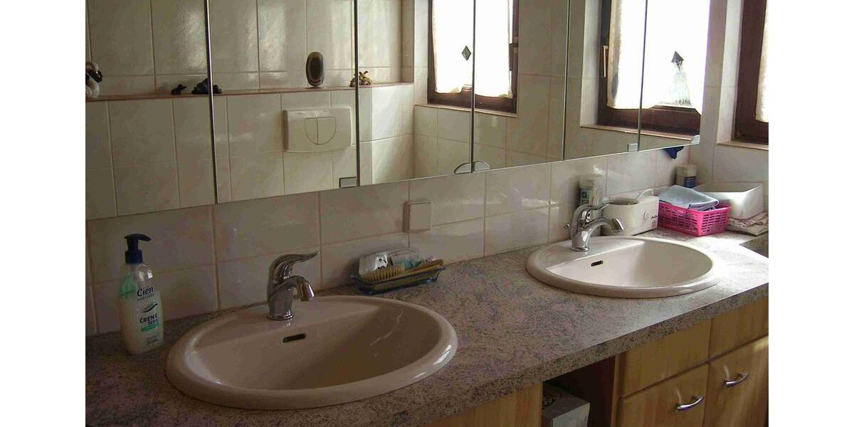 Wohnen auf Zeit Mainz Gonsenheim - 6 Zimmer, 12 m&sup2;, 530&euro; | Angebot:24706301