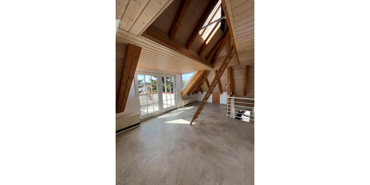 Maisonettenwohnung Herrenberg - 1 Zimmer, 43 m&sup2;, 595&euro; | Angebot:25656027