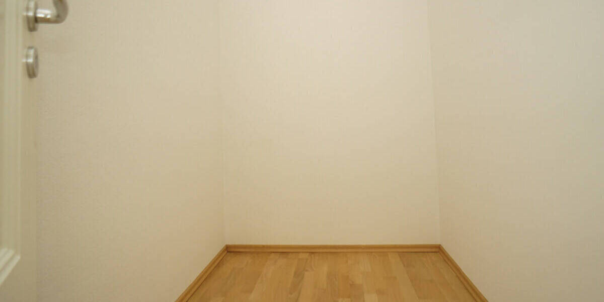 Etagenwohnung Radebeul - 5 Zimmer, 157 m&sup2;, 1.700&euro; | Angebot:20699802