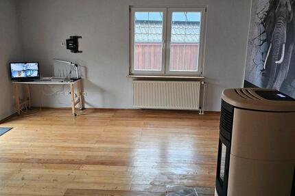 Wohnung Solms - 7 Zimmer, 200 m&sup2;, 1.900&euro; | Angebot:24598754