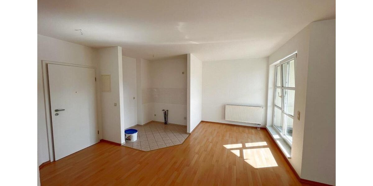 Etagenwohnung Löbau - 1 Zimmer, 32 m&sup2;, 210&euro; | Angebot:26662904