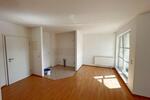 Etagenwohnung Löbau - 1 Zimmer, 32 m&sup2;, 210&euro; | Angebot:26662904