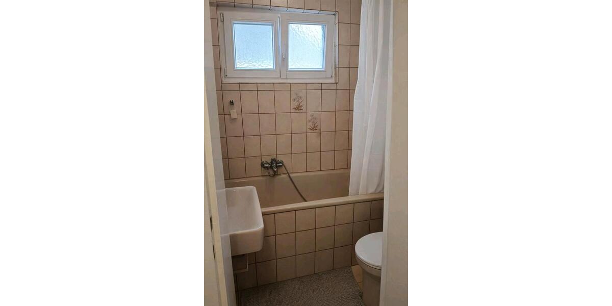 Etagenwohnung Bonn Dottendorf - 4 Zimmer, 65 m&sup2;, 1.070&euro; | Angebot:25824077