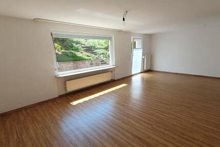 Haus Schramberg - 4.5 Zimmer, 135 m&sup2;, 1.250&euro; | Angebot:26085402