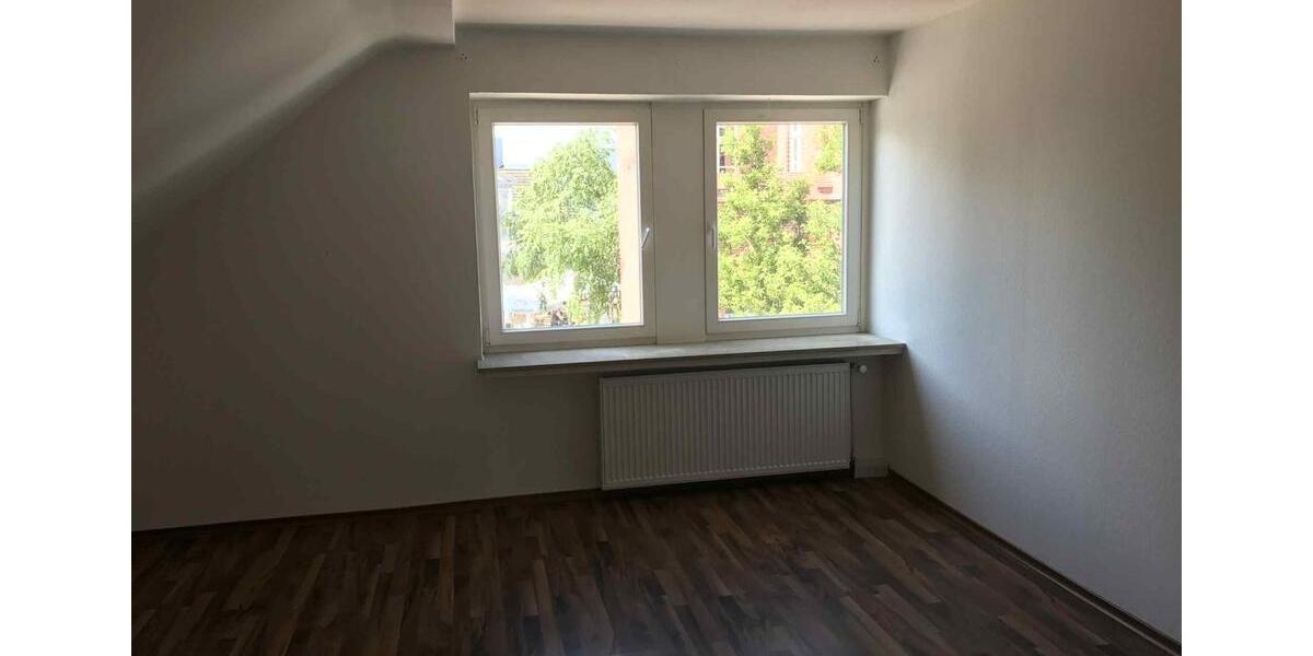 Dachgeschoßwohnung Oldenburg Dobbenviertel - 3.5 Zimmer, 100 m&sup2;, 1.150&euro; | Angebot:26677748