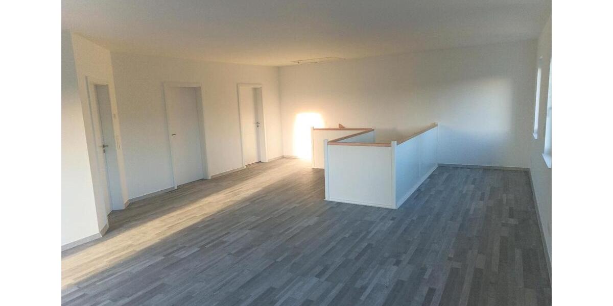 Reihenhaus Ranis - 5 Zimmer, 130 m&sup2;, 900&euro; | Angebot:26418470