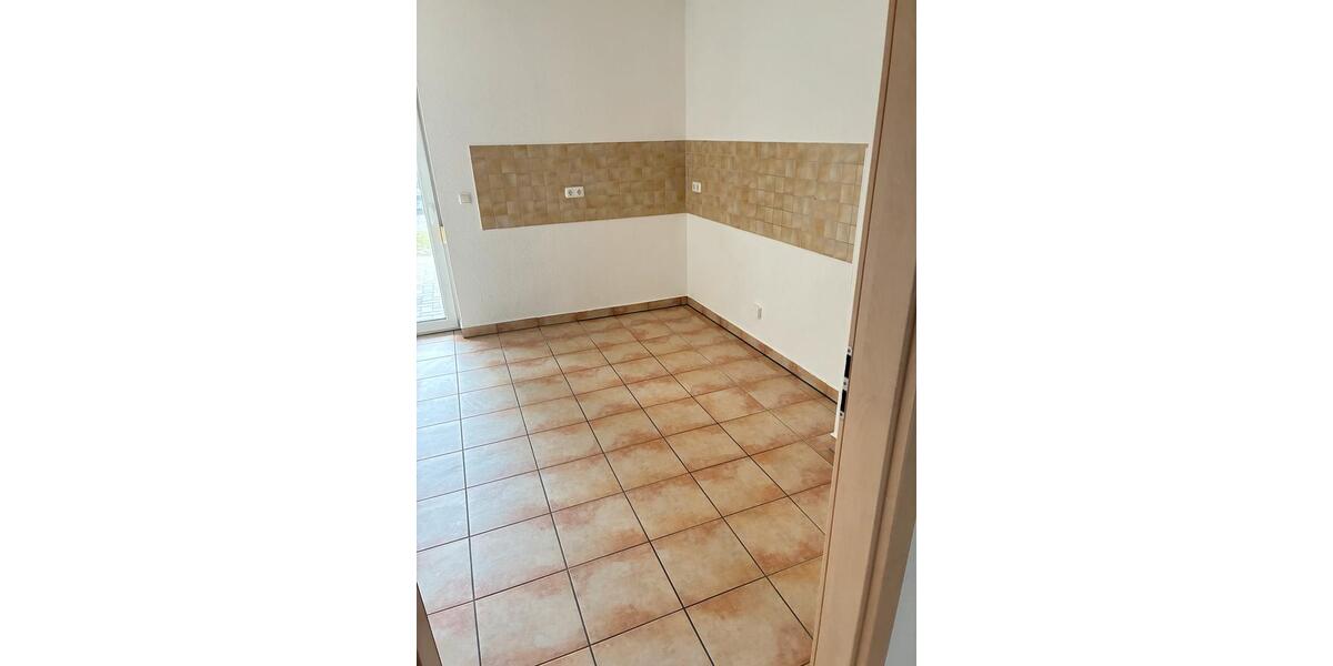 Erdgeschoßwohnung Kolkwitz - 2 Zimmer, 70 m&sup2;, 660&euro; | Angebot:26517509