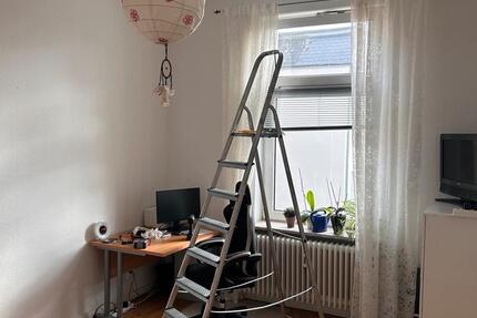 3 Zi Altbau Wohnung in Toplage für 1 Jahr - WG möglich zimmer