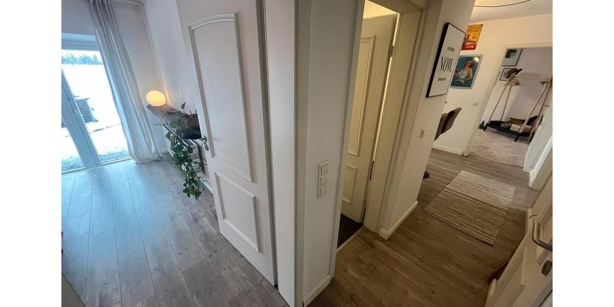 Erdgeschoßwohnung Tangstedt - 3.5 Zimmer, 80 m&sup2;, 2.000&euro; | Angebot:25795307