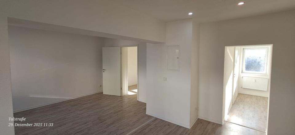 Etagenwohnung Schiffweiler - 2 Zimmer, 65 m&sup2;, 600&euro; | Angebot:20779601