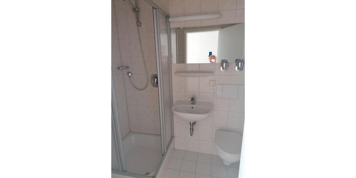 Etagenwohnung Pentling - 1.5 Zimmer, 27 m&sup2;, 350&euro; | Angebot:26700353