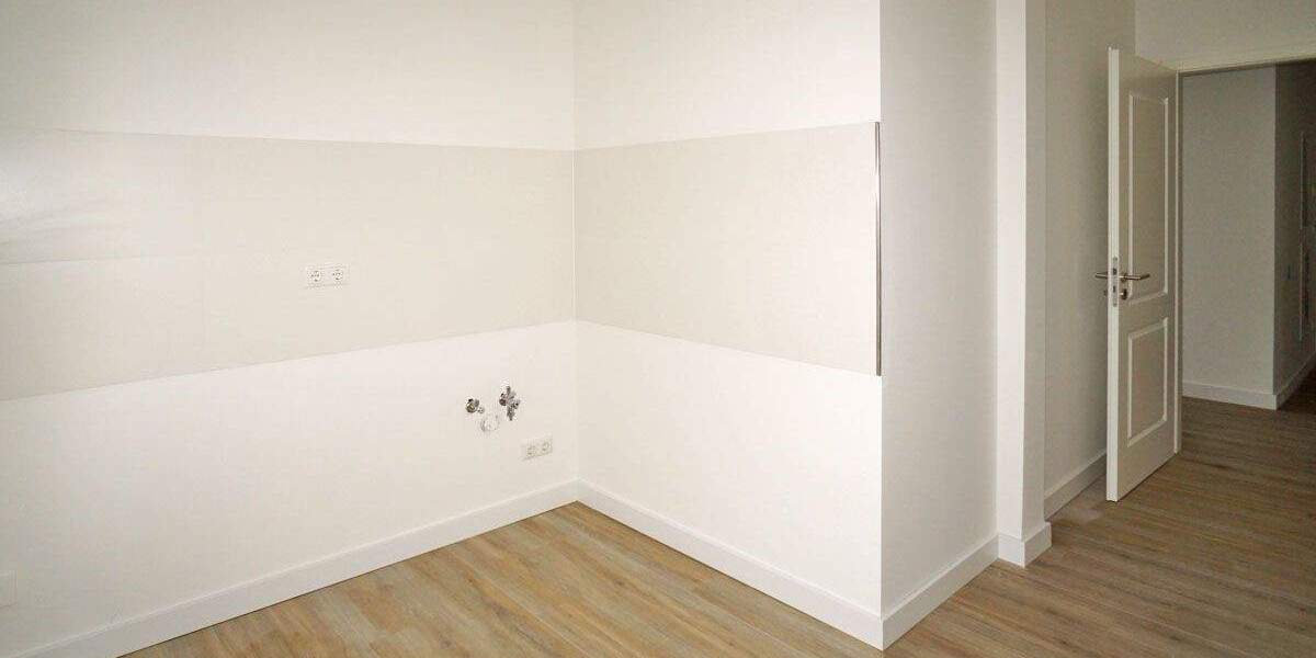 Etagenwohnung Freital / Saalhausen Saalhausen - 4 Zimmer, 122 m&sup2;, 1.250&euro; | Angebot:25689325