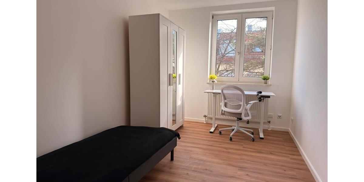 Etagenwohnung Bayreuth Altstadt - 4 Zimmer, 86 m&sup2;, 1.600&euro; | Angebot:24818507