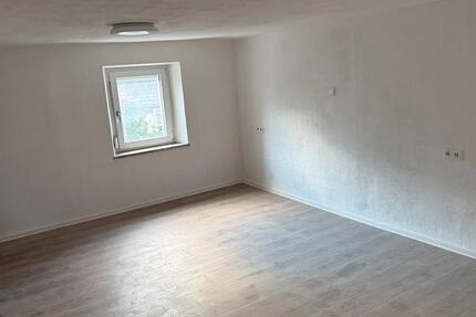 Wohnung Haigerloch - 3 Zimmer, 85 m&sup2;, 850&euro; | Angebot:26478691
