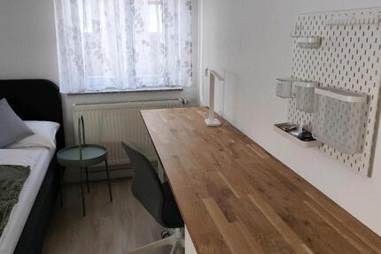 3 x WG Zimmer WG Wohnung Stuttgart Stammheim ruhig zentral zimmer