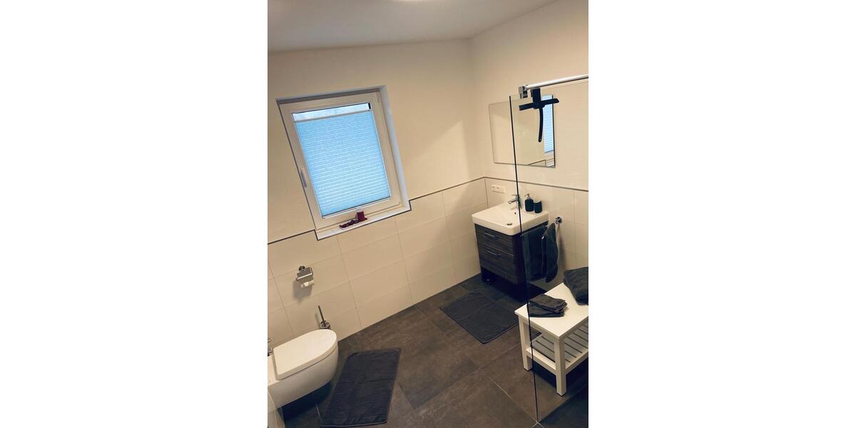 Wohnen auf Zeit Achern - 2 Zimmer, 88 m&sup2;, 1.500&euro; | Angebot:18656591