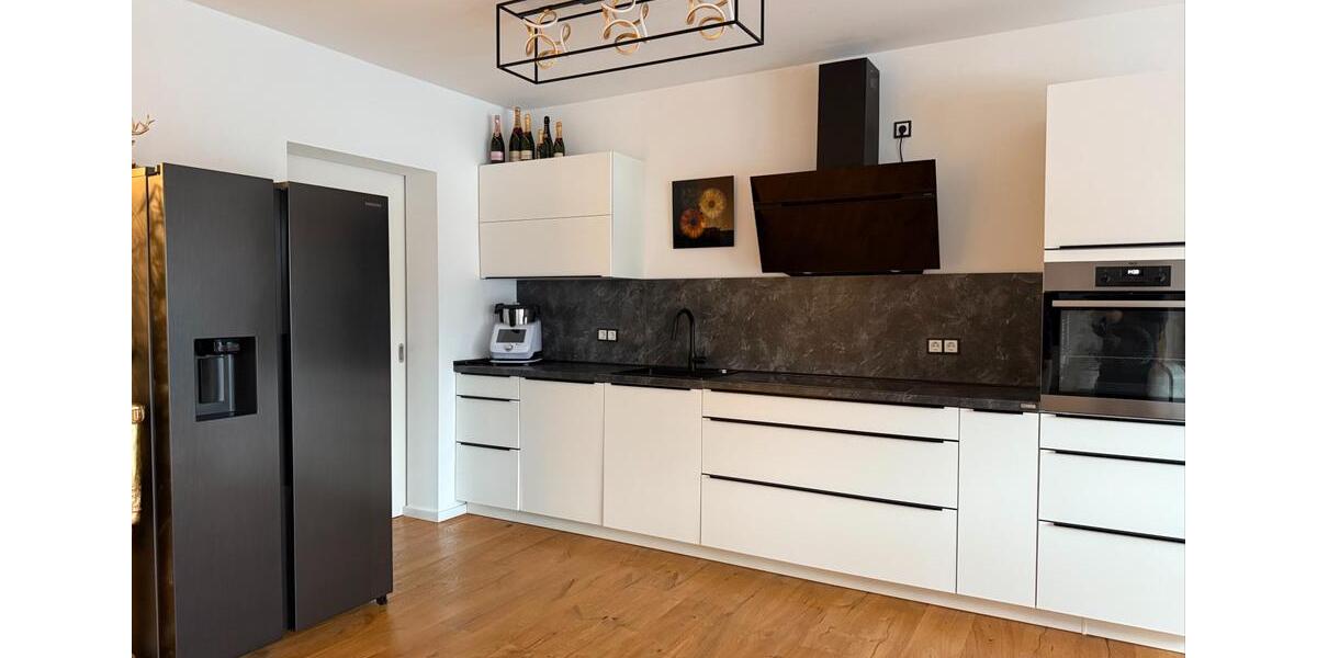 Erdgeschoßwohnung Homburg - 3 Zimmer, 122 m&sup2;, 1.450&euro; | Angebot:26097457