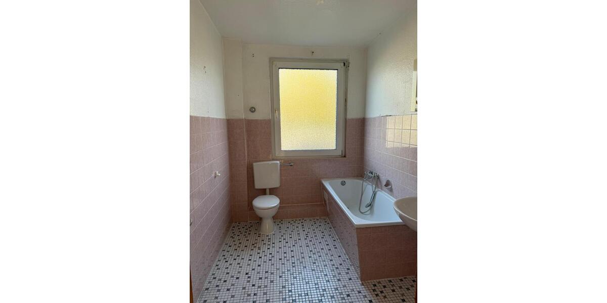 Erdgeschoßwohnung Bergkamen - 3 Zimmer, 73 m&sup2;, 585&euro; | Angebot:26444023