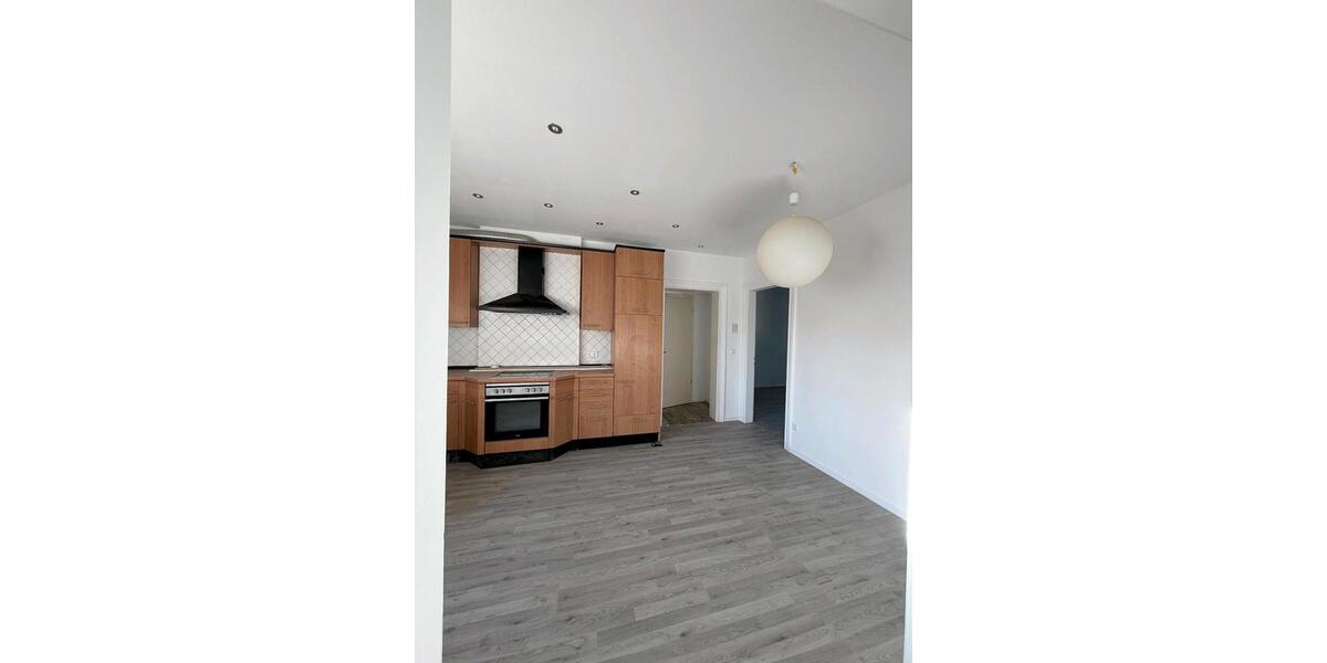 Etagenwohnung Gütersloh - 5 Zimmer, 100 m&sup2;, 950&euro; | Angebot:26302903