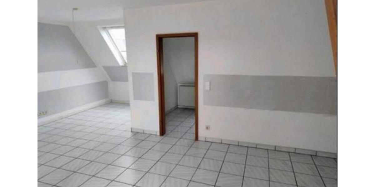 Dachgeschoßwohnung Gelsenkirchen Gelsenkirchen-Mitte - 3 Zimmer, 70 m&sup2;, 570&euro; | Angebot:24375080