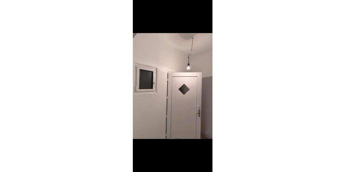 Dachgeschoßwohnung Völklingen - 4 Zimmer, 70 m&sup2;, 600&euro; | Angebot:24813703