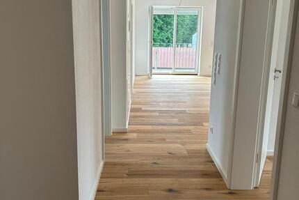 Wohnung Langquaid - 3 Zimmer, 85 m&sup2;, 1.100&euro; | Angebot:24858756