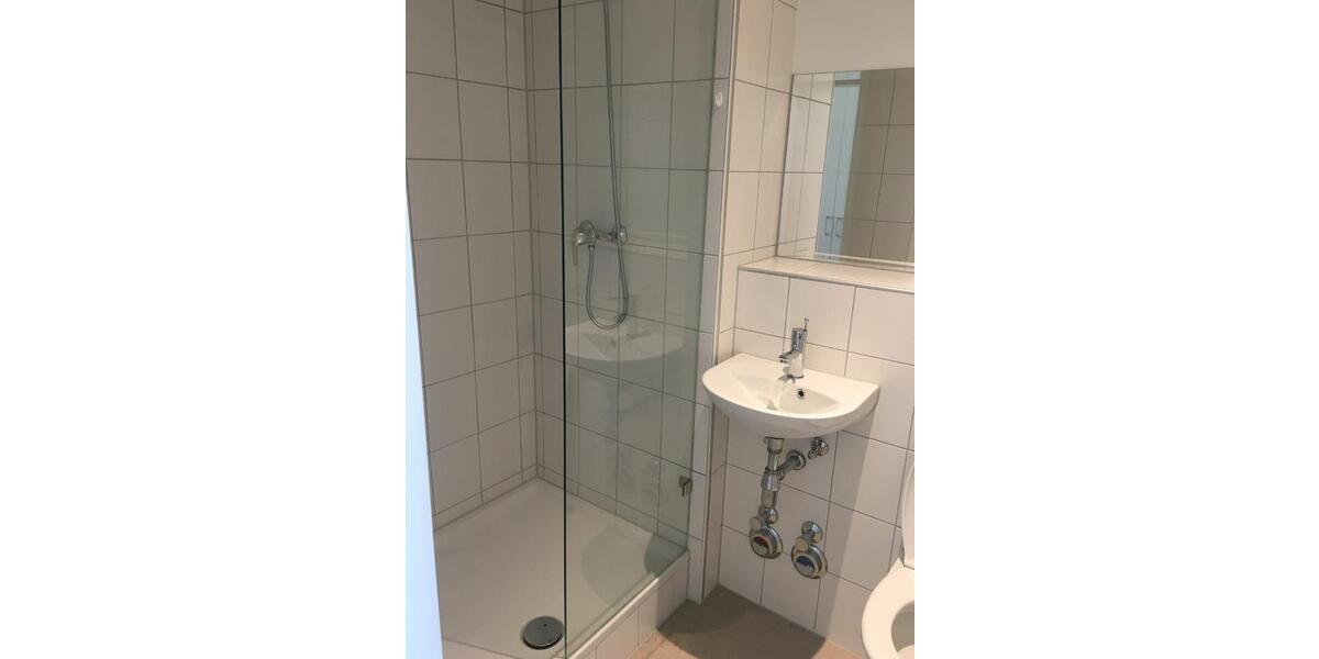 Zimmern ( Einzeln Apartment) 1 zimmer