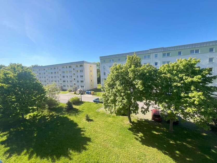 Wohnung zum Mieten in Reinsdorf 680 € 112 m²