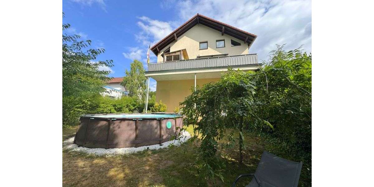 Einfamilienhaus Waldems - 5 Zimmer, 240 m&sup2;, 3.300&euro; | Angebot:21425132