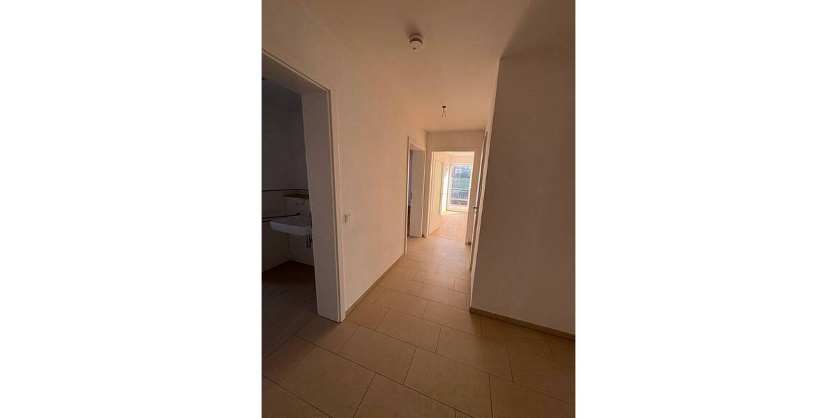 Etagenwohnung Deggendorf - 3 Zimmer, 112 m&sup2;, 1.970&euro; | Angebot:25690401