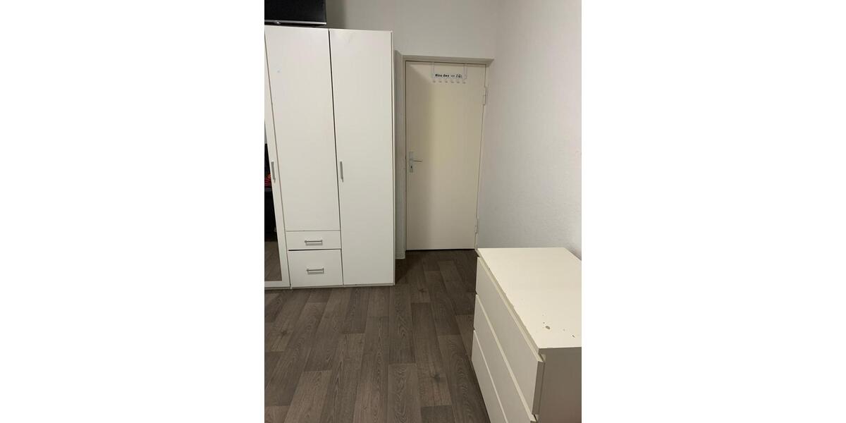 Wohnen auf Zeit Hennigsdorf - 1 Zimmer, 15 m&sup2;, 570&euro; | Angebot:26334979