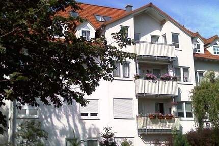 Gemütliche 2-Raum-Wohnung mit Balkon! 2 zimmer