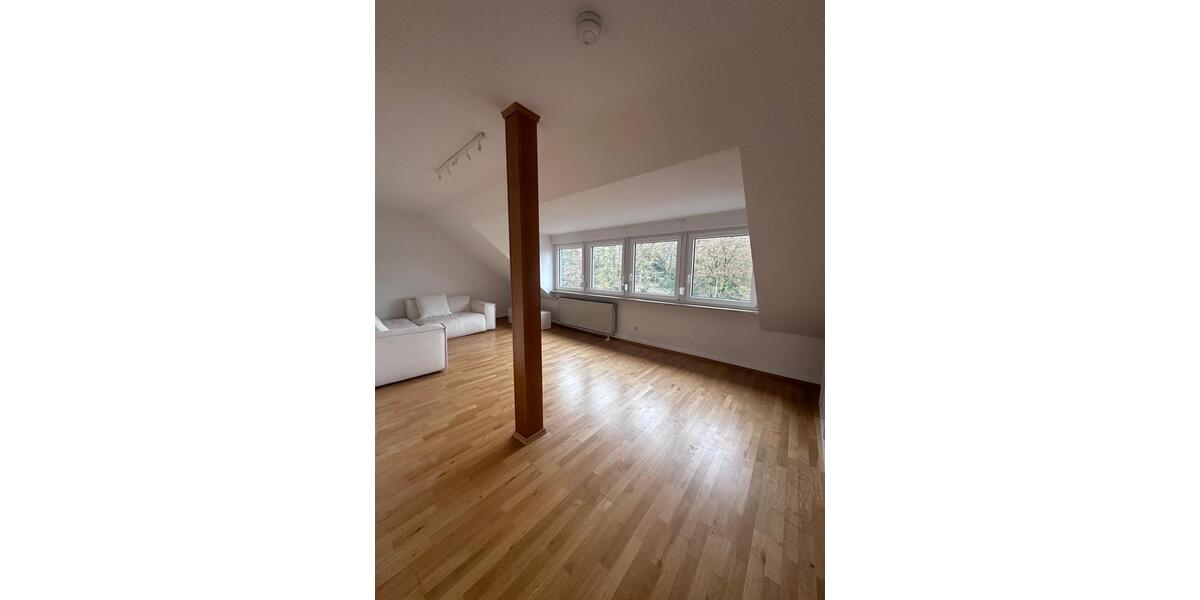Dachgeschoßwohnung Mönchengladbach - 2 Zimmer, 55 m&sup2;, 795&euro; | Angebot:26587571