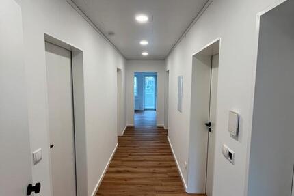 Wohnung Pottenstein - 4 Zimmer, 82 m&sup2;, 800&euro; | Angebot:26626277