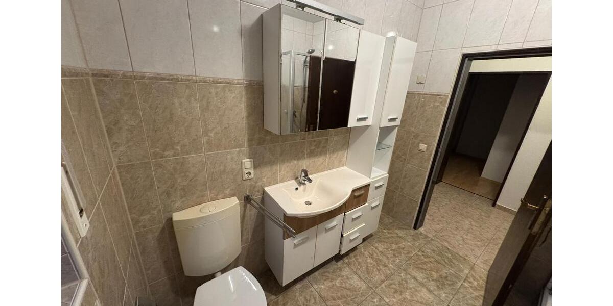 Etagenwohnung Höhr-Grenzhausen Grenzhausen - 3 Zimmer, 93 m&sup2;, 900&euro; | Angebot:26313784