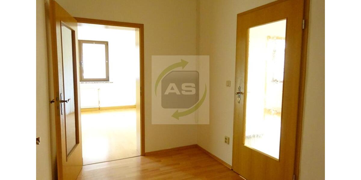 Erdgeschoßwohnung Reinsdorf - 3 Zimmer, 70 m&sup2;, 325&euro; | Angebot:22591367