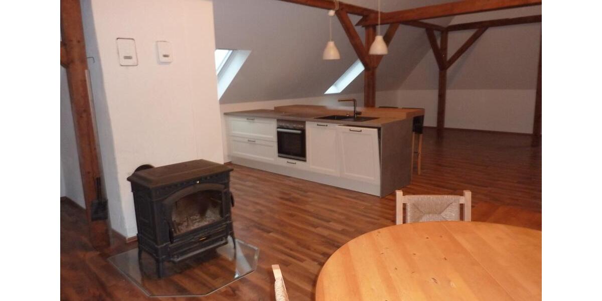 Dachgeschoßwohnung Menslage - 3 Zimmer, 100 m&sup2;, 700&euro; | Angebot:24308566