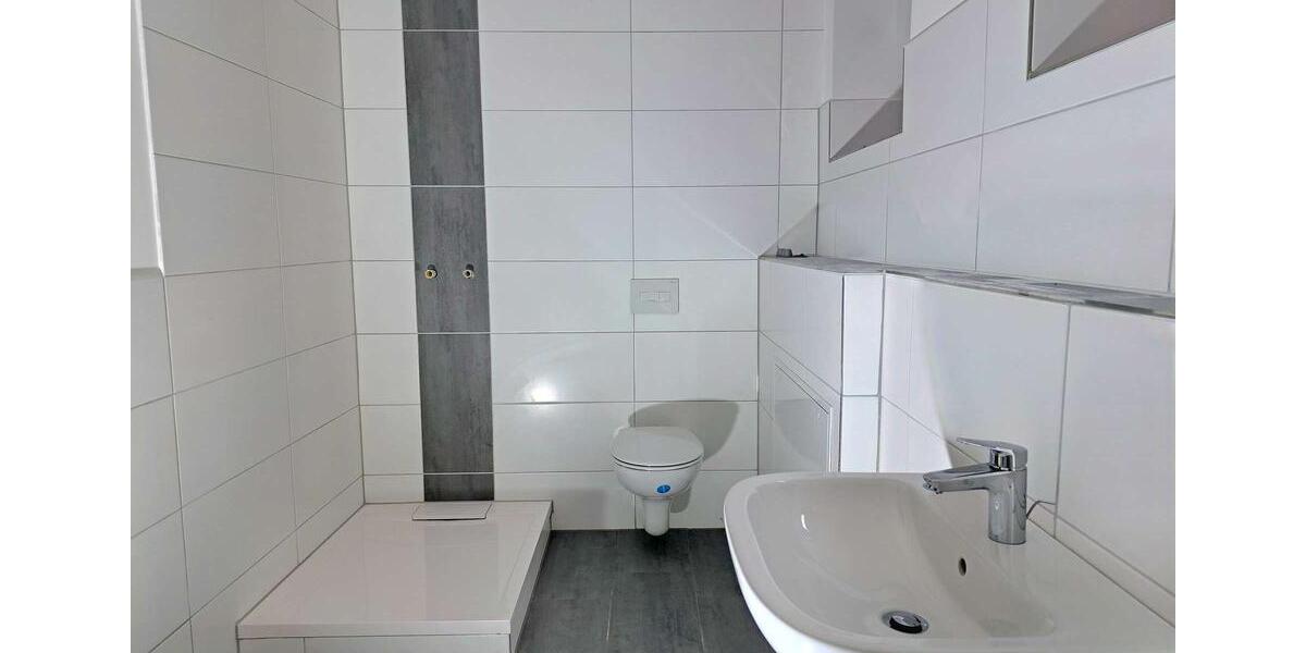 Erdgeschoßwohnung Leipzig Paunsdorf - 4 Zimmer, 100 m&sup2;, 950&euro; | Angebot:26013554