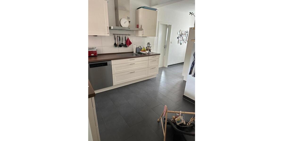 Erdgeschoßwohnung Weyhausen - 4 Zimmer, 126 m&sup2;, 1.000&euro; | Angebot:26020752