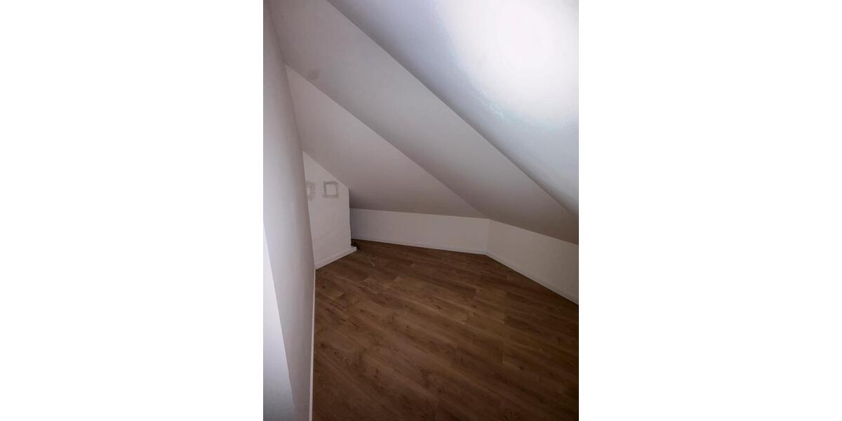 Etagenwohnung Mönchengladbach Süd - 1 Zimmer, 45 m&sup2;, 670&euro; | Angebot:25151191