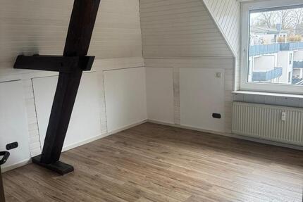 Wohnung Gießen - 5 Zimmer, 159 m&sup2;, 1.950&euro; | Angebot:24849714