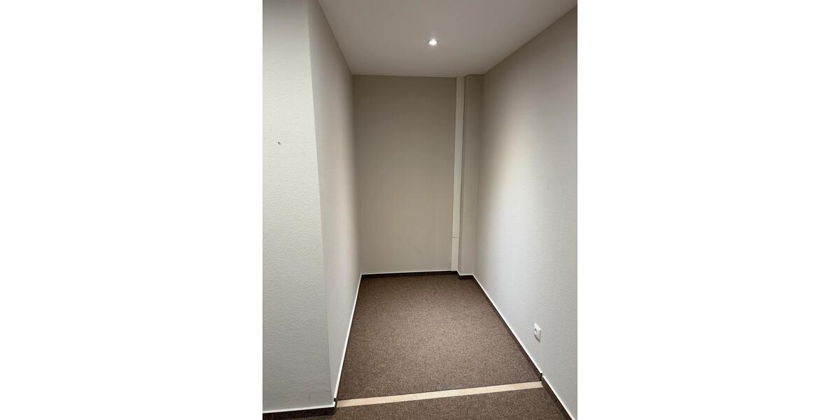 Erdgeschoßwohnung Offenbach am Main Buchrain - 5 Zimmer, 140 m&sup2;, 1.600&euro; | Angebot:26625712