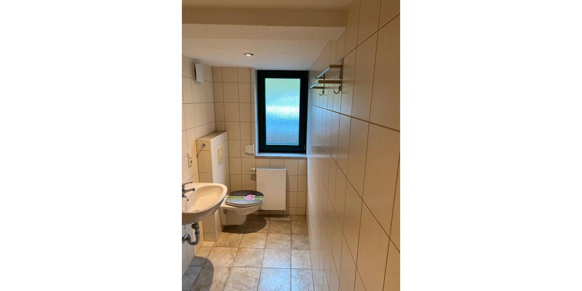 Erdgeschoßwohnung Zella-Mehlis Mehlis - 2 Zimmer, 45 m&sup2;, 300&euro; | Angebot:25977654