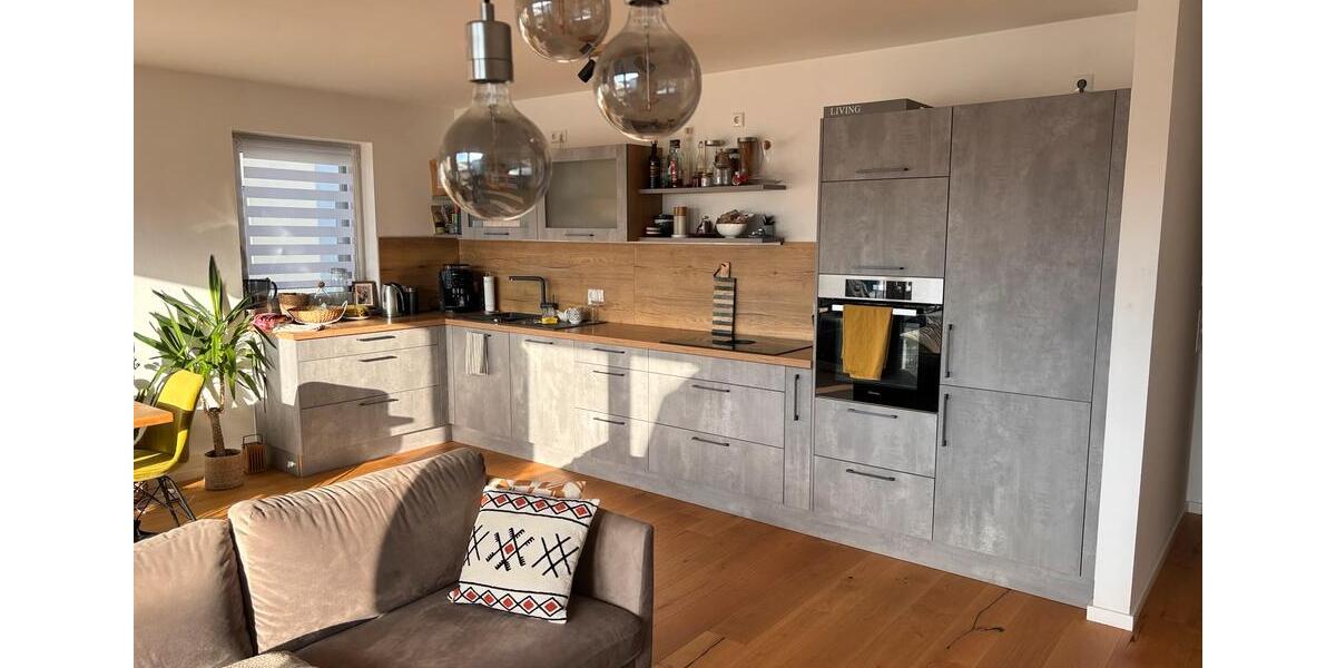 Etagenwohnung Dingolfing - 4 Zimmer, 105 m&sup2;, 1.100&euro; | Angebot:26703588