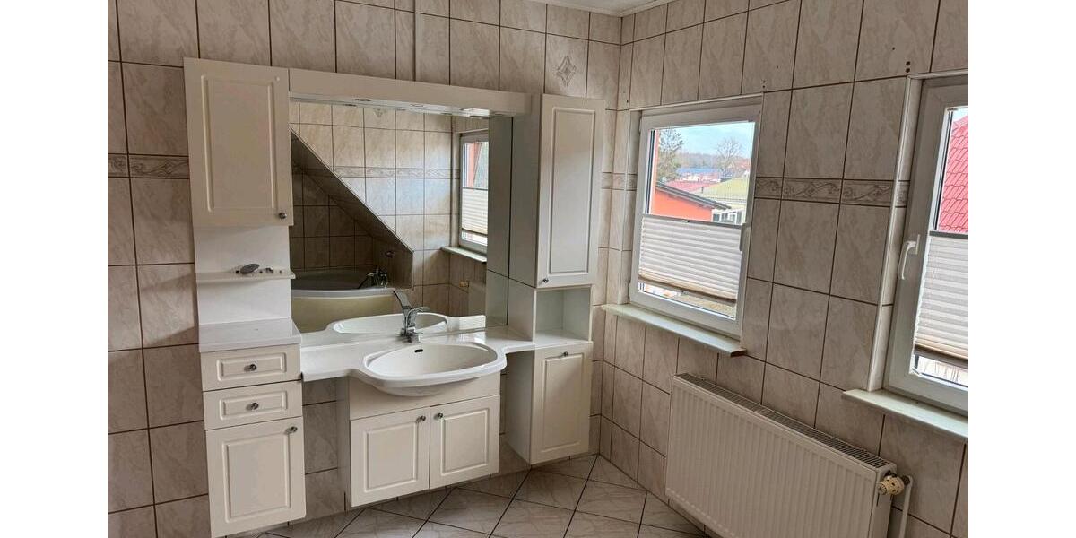 Dachgeschoßwohnung Samtens - 3 Zimmer, 80 m&sup2;, 850&euro; | Angebot:25149191