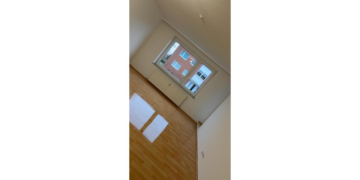 Erdgeschoßwohnung Nordenham - 3 Zimmer, 70 m&sup2;, 600&euro; | Angebot:25932104