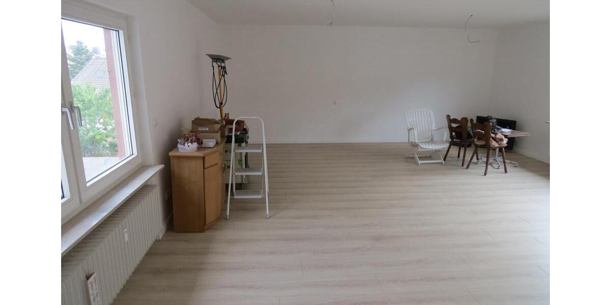 Etagenwohnung Hasselroth - 3 Zimmer, 95 m&sup2;, 890&euro; | Angebot:26577776